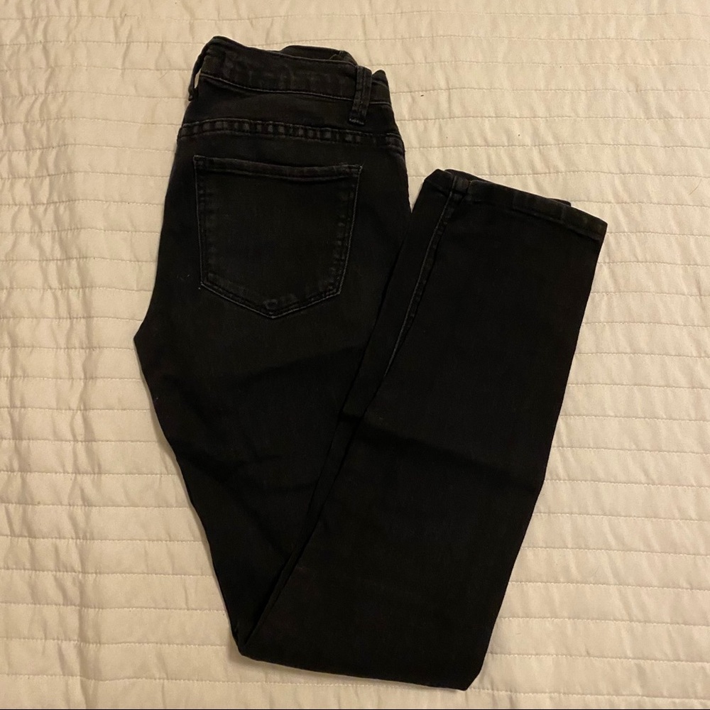 Black Forever 21 Jeans